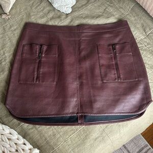 BCBG MAXAZRIA Faux Leather Skirt Size Large